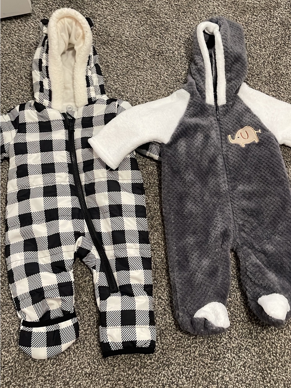 Unbranded Kids Black & White Buffalo Plaid and Gray Fleece One-Piece Set